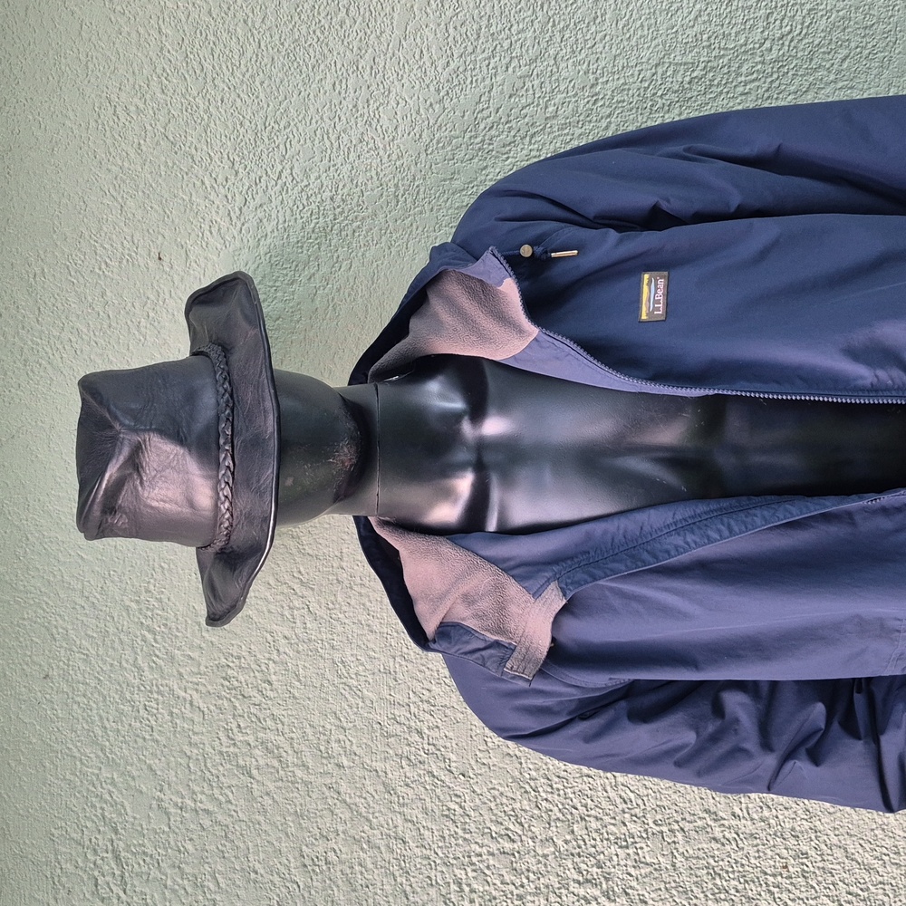 L.L. Bean (Vietnam) Men's Crested Navy Blue Full Zip Hooded Jacket